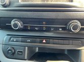 Citroen Dispatch MWB L2H1 Low Roof Enterprise 3100 Air Con Nav Sens 32