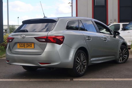 Toyota Avensis 1.8 V-Matic Design Touring Sports 5dr Petrol Manual Euro 6 (147 ps) 10