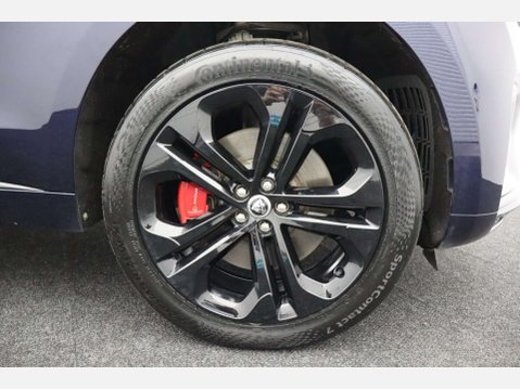 Jaguar F-Pace 2.0 F-Pace R-Dynamic SE Black PHEV AWD Auto 4WD 5dr 70