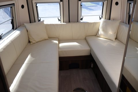 Fiat Ducato Laika 646 ECOVIP 180 BHP Auto huge factory upgrades cost new £98K    66