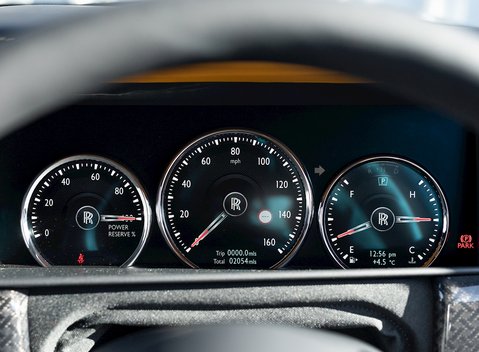 Rolls-Royce Cullinan Black Badge 25