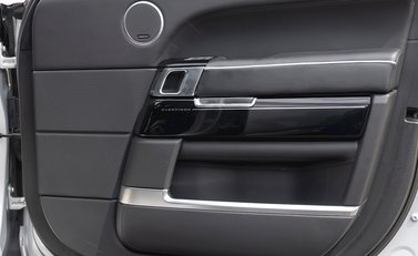 Land Rover Range Rover 4.4 SDV8 Autobiography Overfinch 26