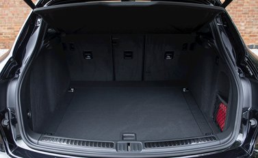 Porsche Macan Turbo 30