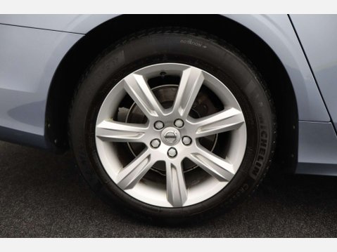 Volvo S90 2.0 S90 Momentum D4 Auto 4dr 53