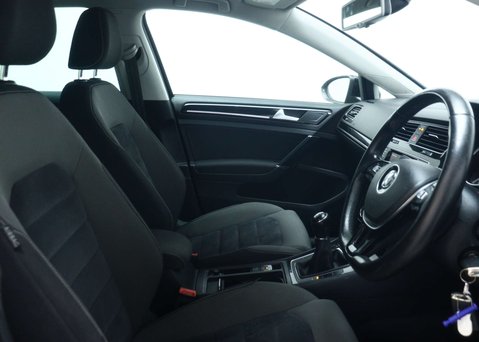 Volkswagen Golf 2.0 TDI BlueMotion Tech GT Hatchback 5dr Diesel Manual Euro 5 (s/s) (150 ps 40