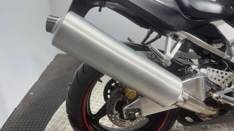 Honda CBR CBR929 2000 ONLY 19K NEW MOT CLASSIC SPORTS BIKE 28