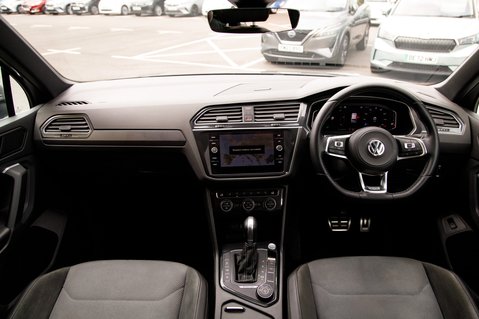 Volkswagen Tiguan R-LINE TECH TDI 4MOTION DSG 3