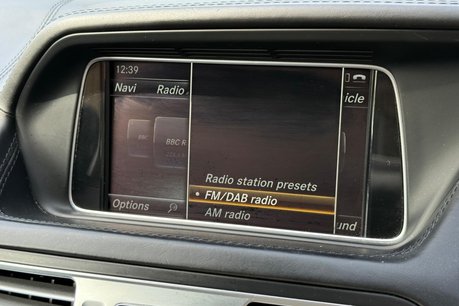 Mercedes-Benz E Class E350 BLUETEC AMG LINE PREMIUM 41