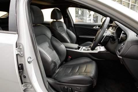 Kia Stinger GT S ISG 38