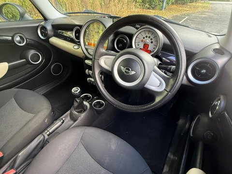 Mini Clubman 1.4 One Estate 5dr Petrol Manual Euro 4 (95 ps) 7
