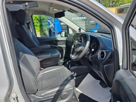 Mercedes-Benz Vito Camper Van 40