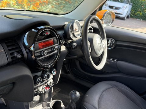 Mini Hatch 1.5 Cooper D Euro 6 (s/s) 5dr 11