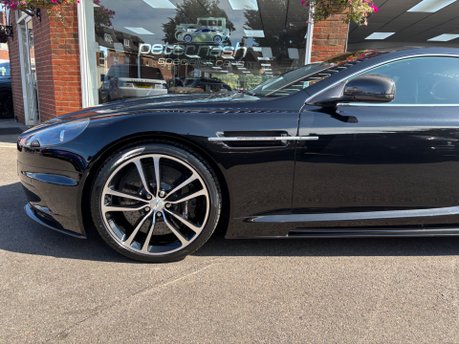 Aston Martin DBS Aston Martin DBS 6.0 V12 Ultimate Coupe (No. 16 of 100) | Carbon Black 6