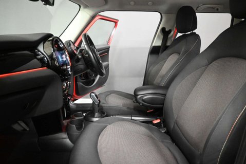 Mini Hatch 1.5 Cooper Classic Auto 5dr 25
