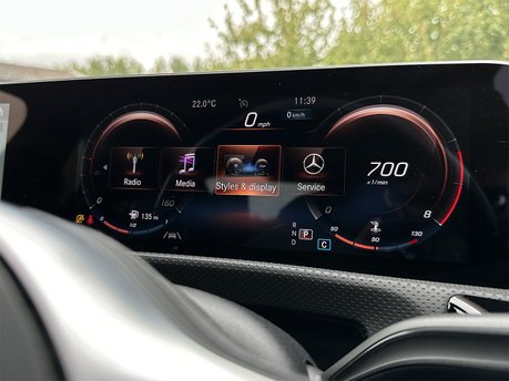 Mercedes-Benz CLA Class CLA 220 AMG LINE PREMIUM PLUS 48