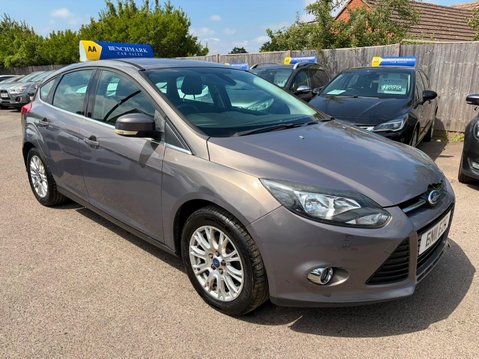 Ford Focus 1.6 Titanium Euro 5 5dr 3