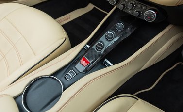 Ferrari California T HANDLING SPECIALE 28