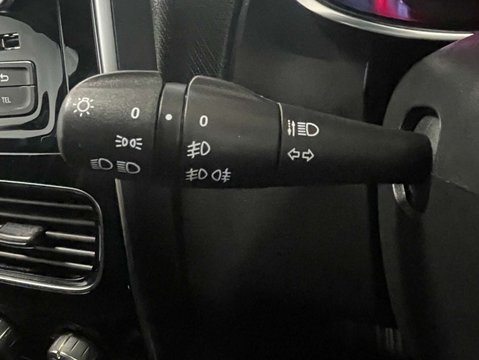 Renault Clio 0.9 Clio Play TCe 5dr 20