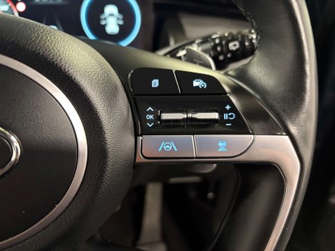 Hyundai TUCSON 1.6 Tucson Premium TGDi HEV Auto 5dr 19