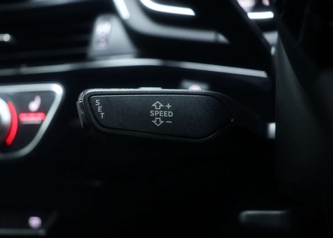 Audi A4 2.0 A4 Black Edition 35 TFSI Semi-Auto 4dr 38