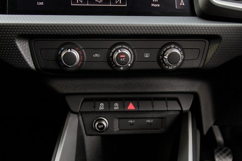 Audi A1 SPORTBACK TFSI SPORT 25