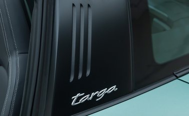 Porsche 911 Targa 4 (992) 32