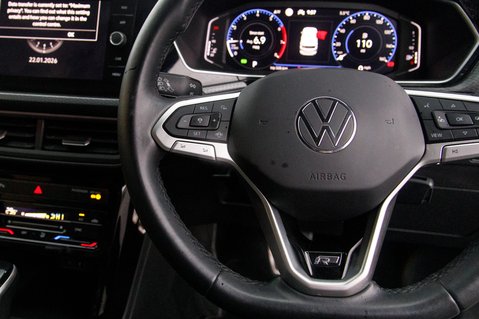 Volkswagen T-Cross R-LINE TSI DSG 19