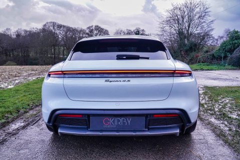 Porsche Taycan 4S CROSS TURISMO PERFROMANCE PLUS 93.4kWh 21
