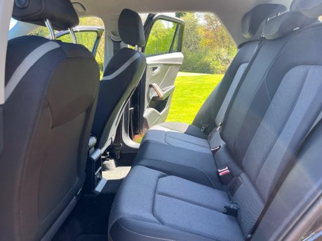 Audi Q2 TFSI SPORT 14