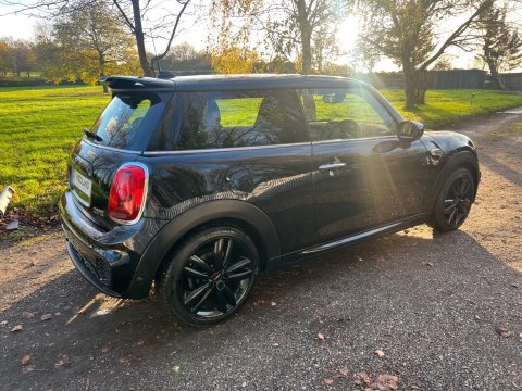 Mini Hatch COOPER SPORT 16