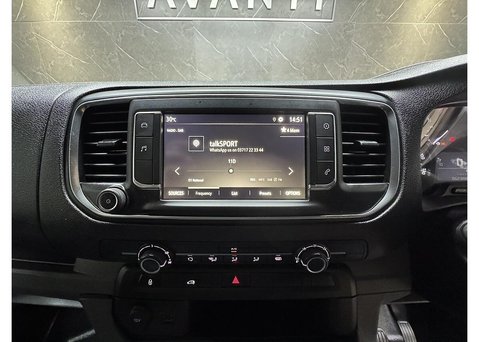 Vauxhall Vivaro 1.5 Turbo D 2700 Dynamic Panel Van 6dr Diesel Manual L1 H1 Euro 6 (s/s) (10 55