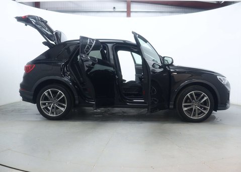 Audi Q3 1.5 Q3 Black Edition 35 TFSI MHEV Semi-Auto 5dr 60