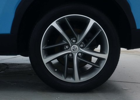 MG HS 1.5 MG HS Exclusive Semi-Auto 5dr 14