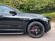Jaguar F-Pace 2.0 D200 MHEV R-Dynamic Black Auto AWD Euro 6 (s/s) 5dr 14
