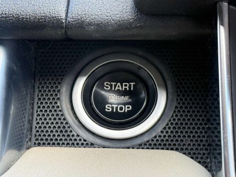 Land Rover Range Rover Sport 3.0 Range Rover Sport HSE SDV6 Auto 4WD 5dr 38