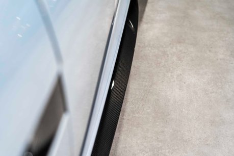 Jaguar F-Type PROJECT 7. 1 OF 250. LIGHTNING SILVER PAINTWORK. LOW MILEAGE. CERAMICS. 65