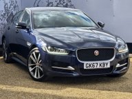 Jaguar XE R-SPORT INGENIUM AWD 1