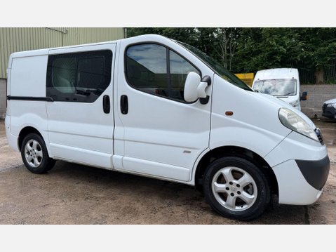 Vauxhall Vivaro 2.0 2900 CDTi Sportive Crew Van 5dr Diesel Manual FWD L1 (195 g/km, 113 bhp 21