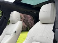 Jaguar F-Pace R-DYNAMIC HSE BLACK 90TH ANNIVERSARY EDITION 25