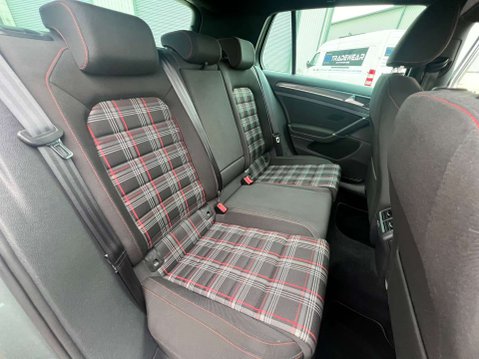 Volkswagen Golf 2.0 Golf GTi Performance TSi Semi-Automatic 5dr - NATIONAL DELIVERY* 44