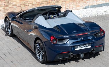 Ferrari 488 Spider 11