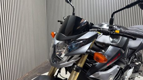 Suzuki GSR750 2013 ONLY 9K STUNNING EXAMPLE LONG MOT NAKED 750CC 13