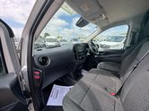 Mercedes-Benz Vito AUTO LWB L2H1 Low Roof Progressive 114 Camera EURO 6 12