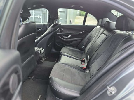 Mercedes-Benz E Class 2.0 E220d AMG Line Saloon 4dr Diesel G-Tronic+ Euro 6 (s/s) (194 ps) 12