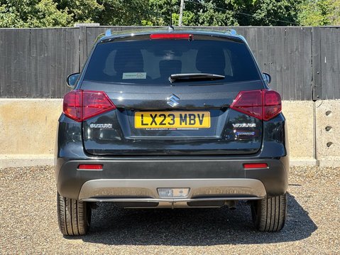 Suzuki Vitara SZ-T 9