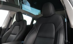 Tesla Model Y RWD Comfort Suspension GROK AI Deep Blue Metallic Adaptive LEDs 1Owner VATQ 14