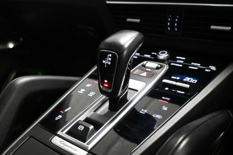 Porsche Cayenne 4.0 Cayenne V8 T Auto 4WD 5dr 44