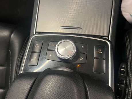 Mercedes-Benz E Class 2.1 E250 CDI AMG Sport Cabriolet G-Tronic+ Euro 5 (s/s) 2dr 21