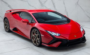 Lamborghini Huracan TECNICA 11
