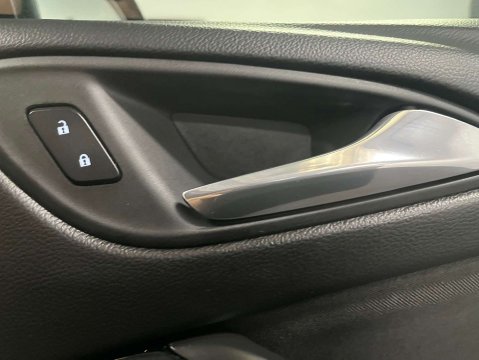 Vauxhall Astra 1.4 Astra SRi VX-Line Nav T 5dr 14
